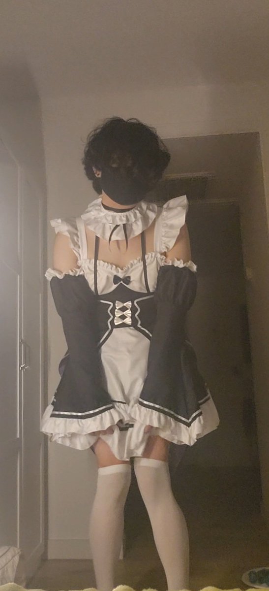 Karishinabi's tweet photo. Please... don't stare too long https://t.co/cEVXGHxtTj