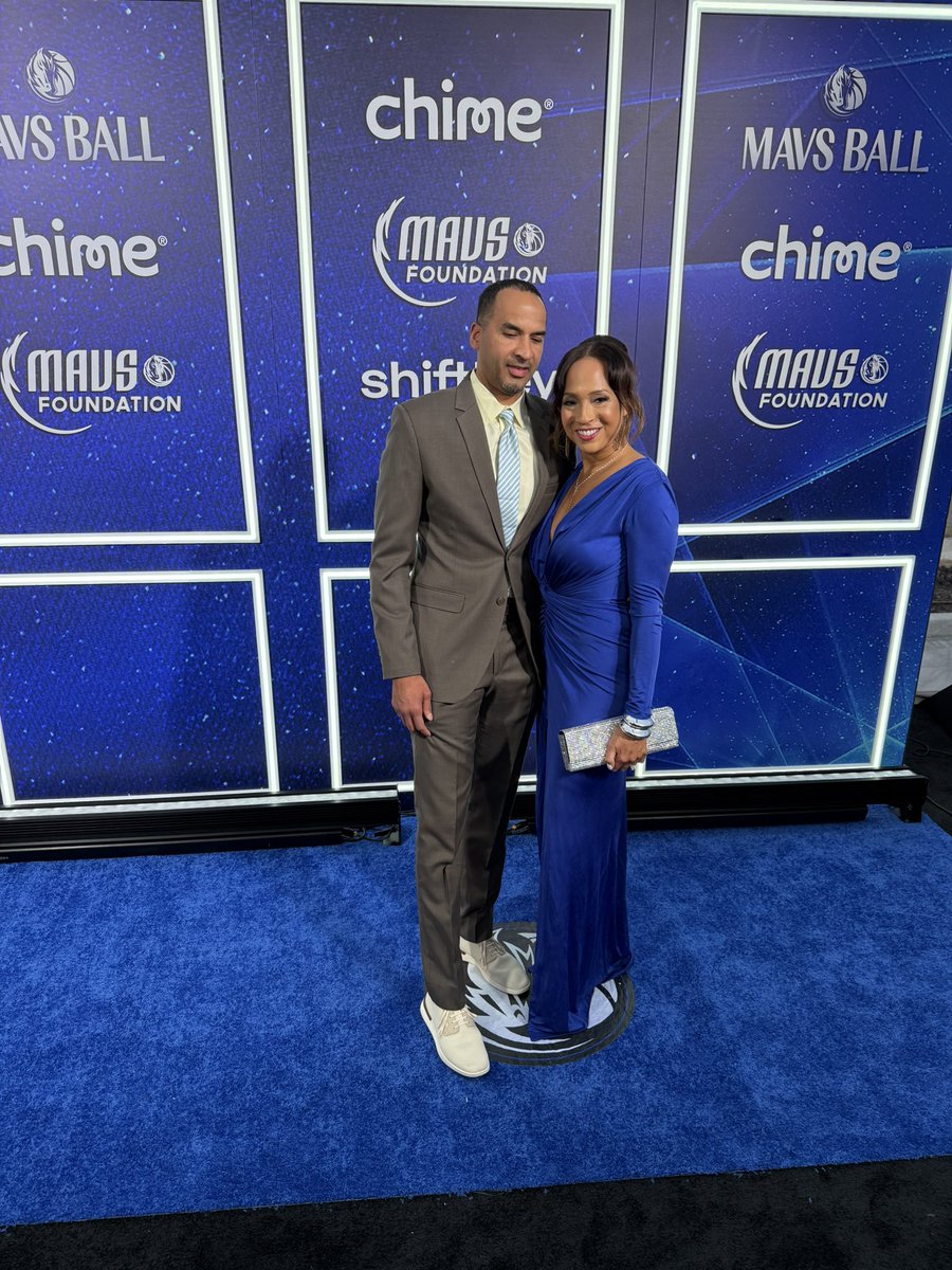 sixfivelando's tweet image. Nico Harrison at the Mavs Ball…