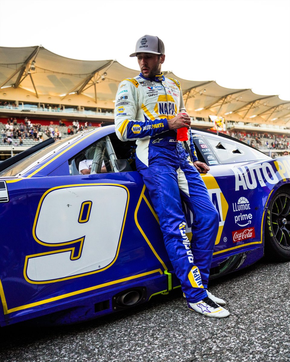 NASCAR's tweet image. What a drive it was for driver No. 9!

After an incident on the first lap, @chaseelliott rallies to a fourth-place finish.