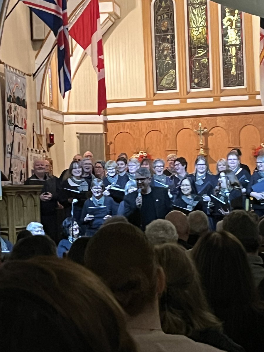 What a beautiful evening of music and community! So much talent! 👏 <a href="/JuniperRidgeNL/">Juniper Ridge Int</a>