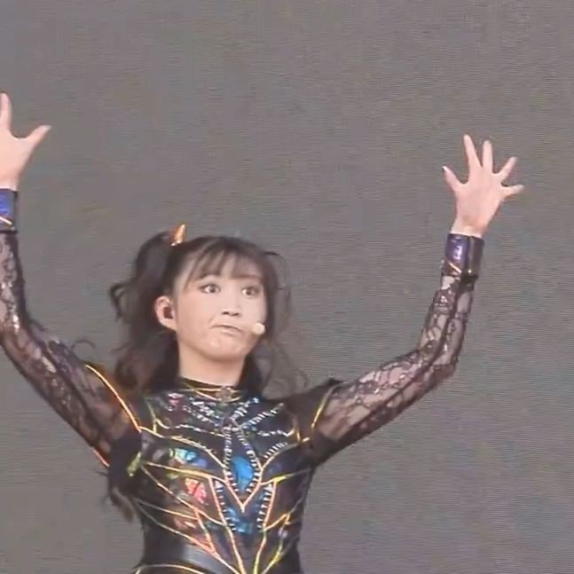 Happy birthady to the reason of my life, 🍑🍑🍑Momometal🍑🍑🍑!!!!!🎉🎉🎉