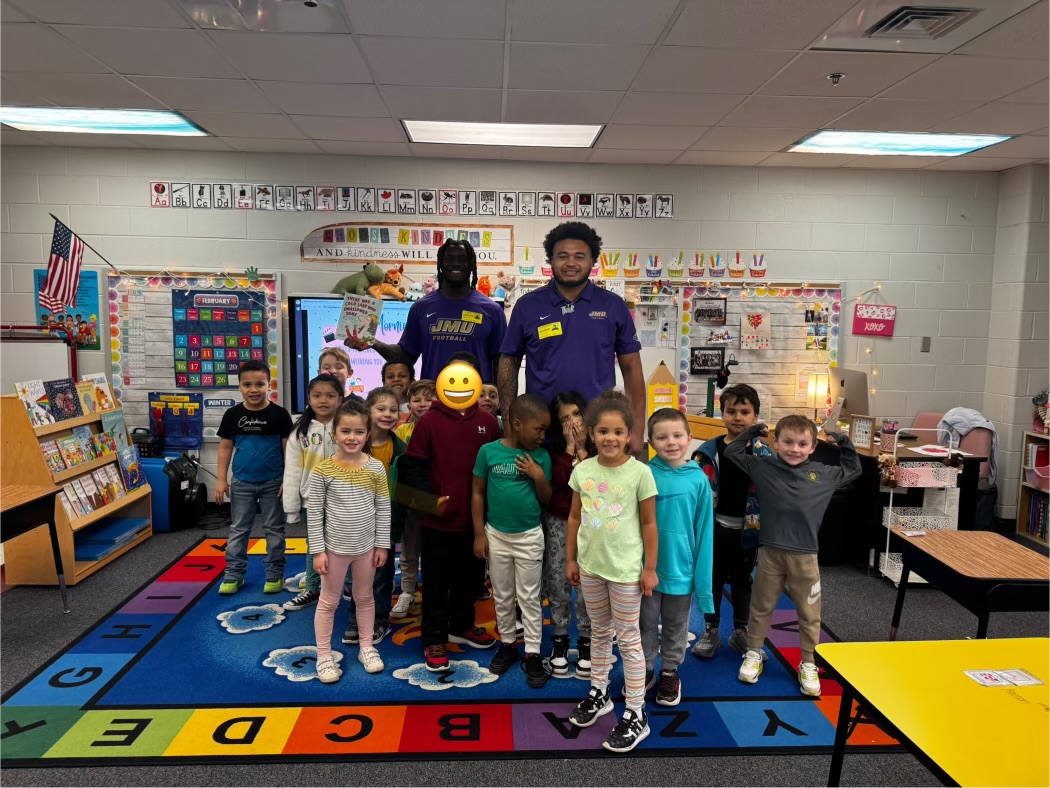 Xavier Holmes (@xavierholmes02) on Twitter photo To my friends at Cub Run Elementary School, thank you for inviting me to spend the day with you; I had an amazing time! Cub Run teachers and staff, I appreciate what you do daily to inspire and teachβyou are incredible rockstars! <a href="/CRESCubs/">Cub Run Elementary School</a> #CubRunFun #GoDukes ππ To my friends at Cub Run Elementary School, thank you for inviting me to spend the day with you; I had an amazing time! Cub Run teachers and staff, I appreciate what you do daily to inspire and teachβyou are incredible rockstars! <a href="/CRESCubs/">Cub Run Elementary School</a> #CubRunFun #GoDukes ππ
