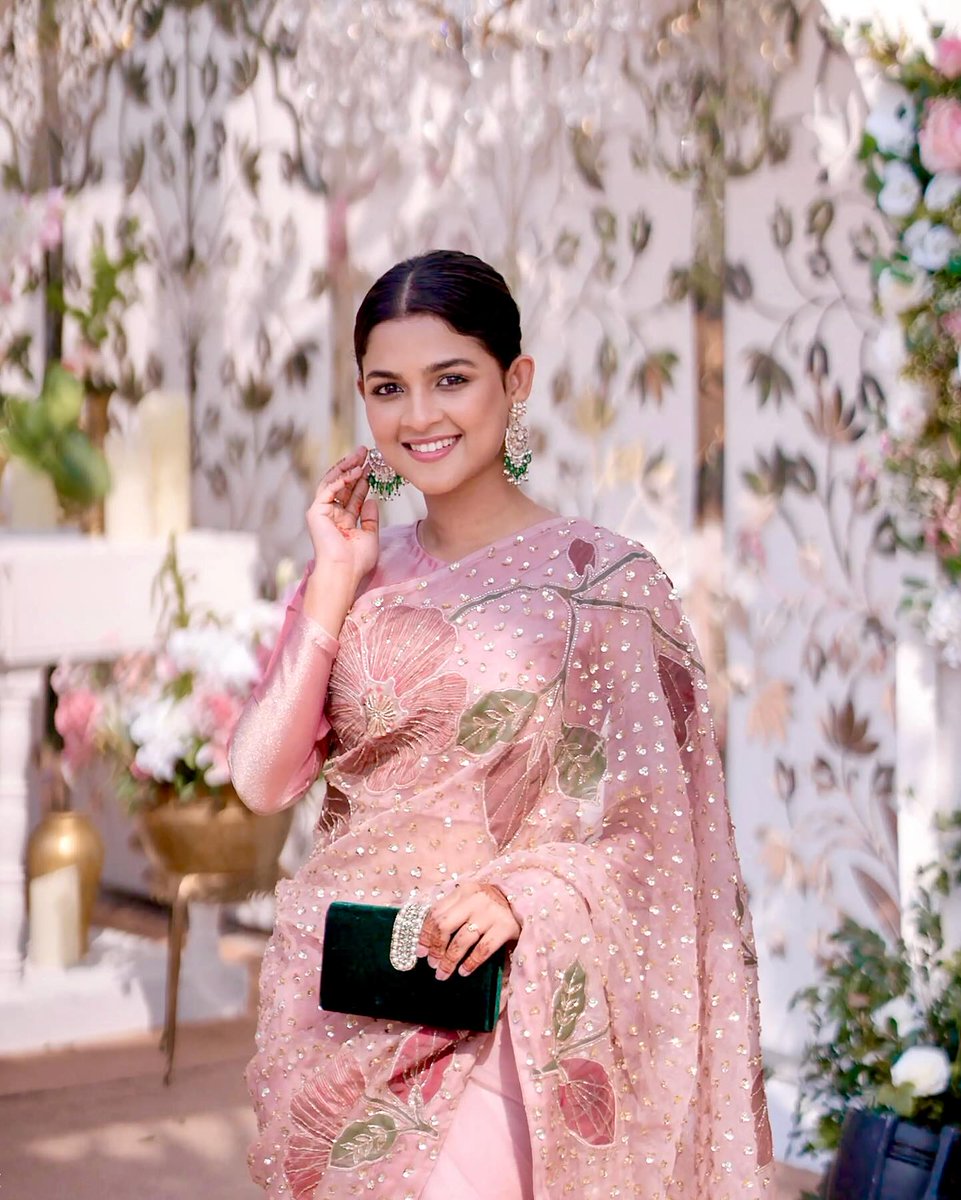 Happiness is homemade, and today, I'm baking memories. ✨💖