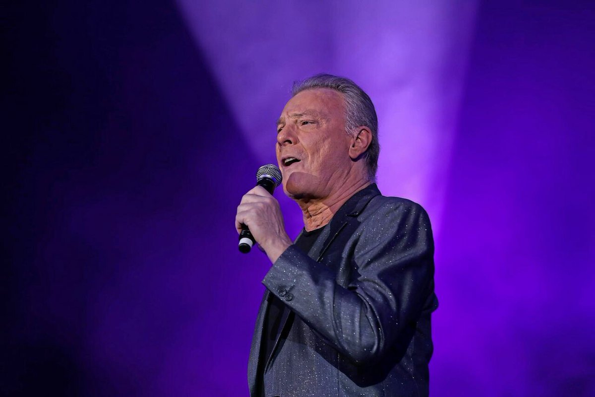 ⚫ Mort du chanteur Herbert Léonard, qui «luttait contre un cancer du poumon», à 80 ans

➡️ l.leparisien.fr/gtI0