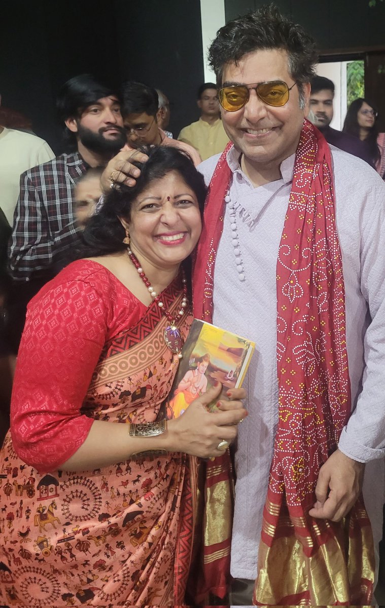 Ritika Jain(RJ) (@reetjain15) on Twitter photo सुप्रिय प्रशंसक ऋतिका जैन को
आशुतोष राणाजी 'रामराज्य' आशीषें,
बहनापा-सा गले लगा कहा बहना,
रिश्ता जीवंत रखना तुम्हारे जिम्मे।
<a href="/ranaashutosh10/">Ashutosh Rana</a> सुप्रिय प्रशंसक ऋतिका जैन को
आशुतोष राणाजी 'रामराज्य' आशीषें,
बहनापा-सा गले लगा कहा बहना,
रिश्ता जीवंत रखना तुम्हारे जिम्मे।
<a href="/ranaashutosh10/">Ashutosh Rana</a>