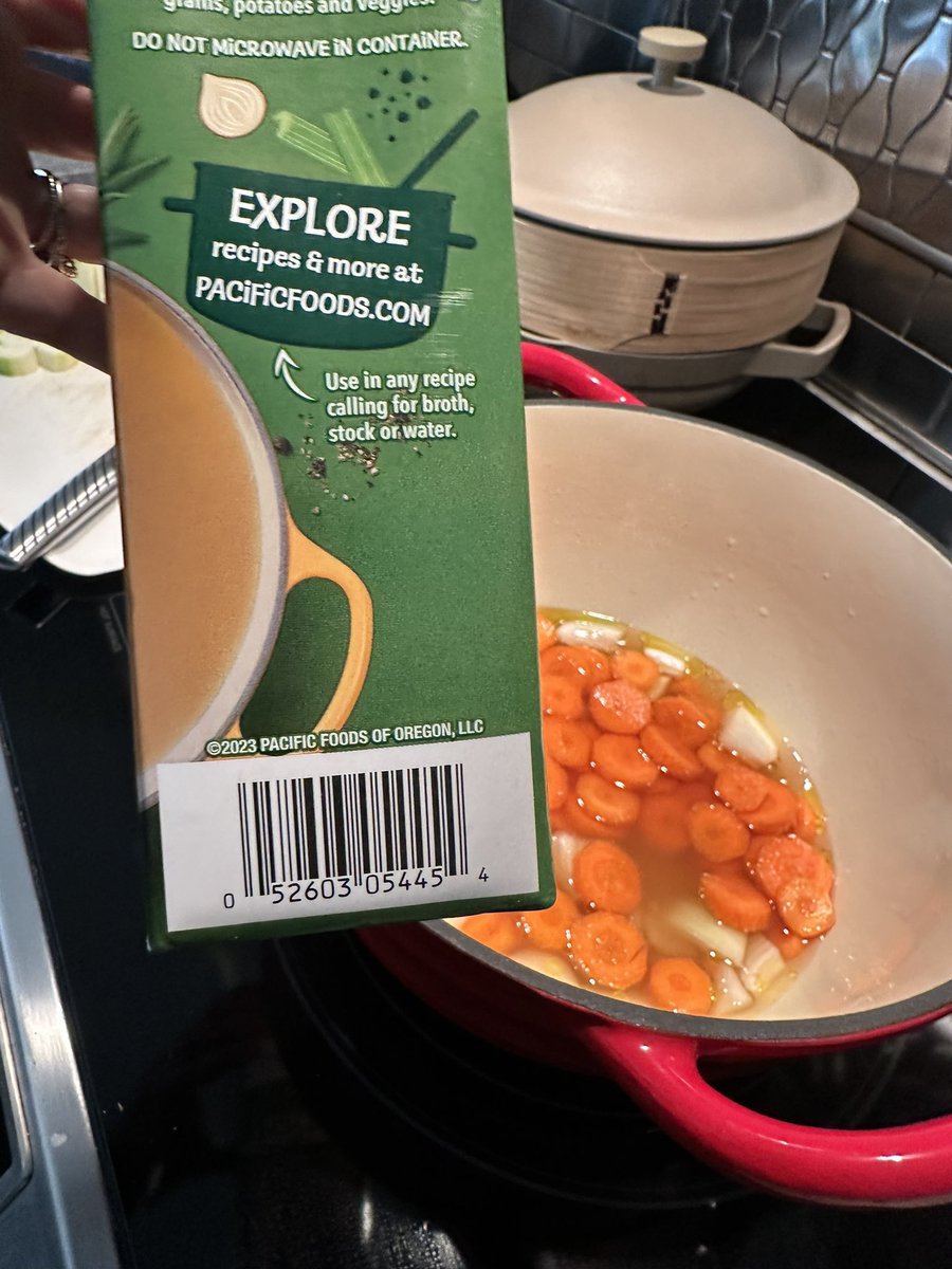 Frizzingwhizbang 🤌🏻 tweet media