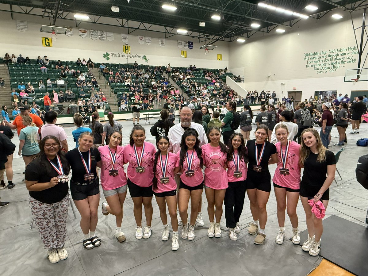 Congrats Comanche Maidens &amp; <a href="/CoachTurner3/">Coach Turner</a> 4 state qualifiers!!! #RollTribe