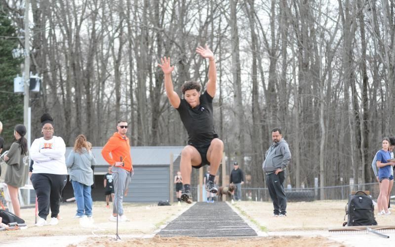 A multitude of Track Dogs earned Top 10 placements in their respective events during the Athens Academy Home Meet.

buff.ly/4gW6E4U