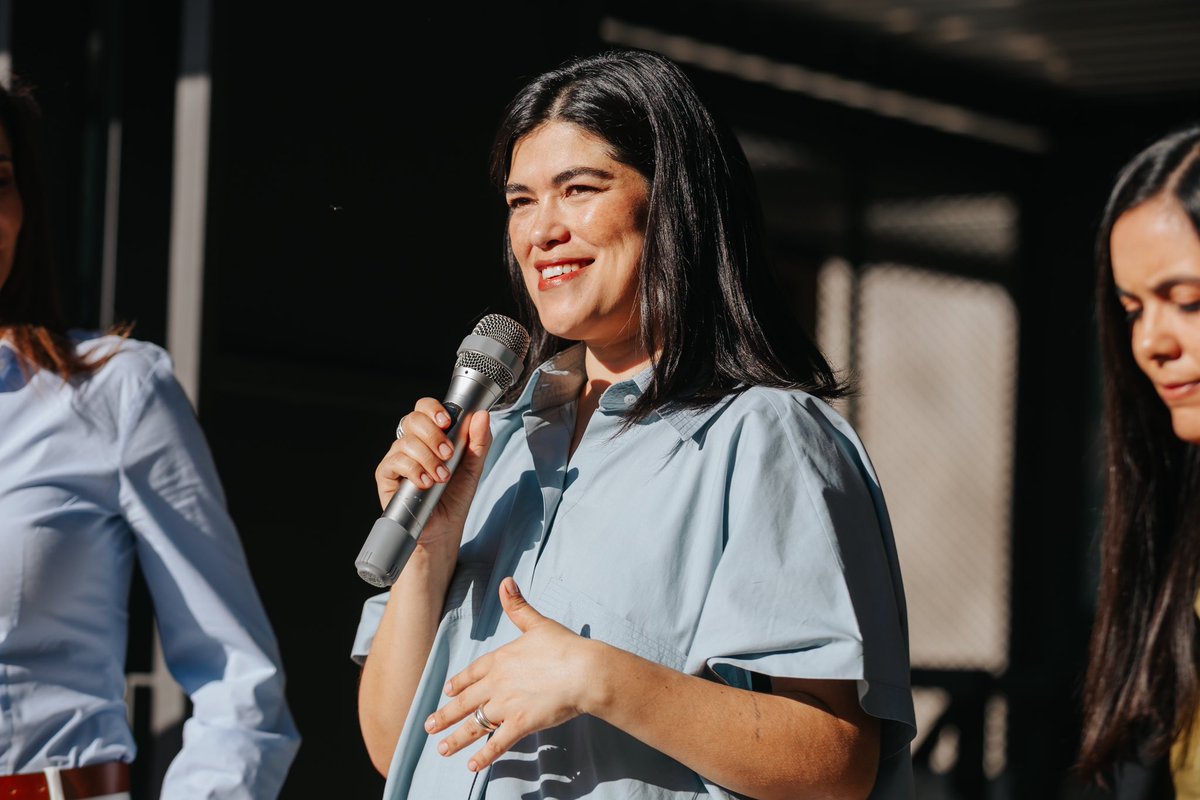 Gracias por hacer equipo por una ciudad más sustentable y limpia: Verónica Gutiérrez, Directora General del DIF Guadalajara; Paulina Flores, Directora de Medio Ambiente; <a href="/marasiro/">Mario Ramón Silva Rodríguez</a>, nuestro Jefe de la Oficina Ejecutiva de Presidencia e impulsor del arranque de este proyecto desde