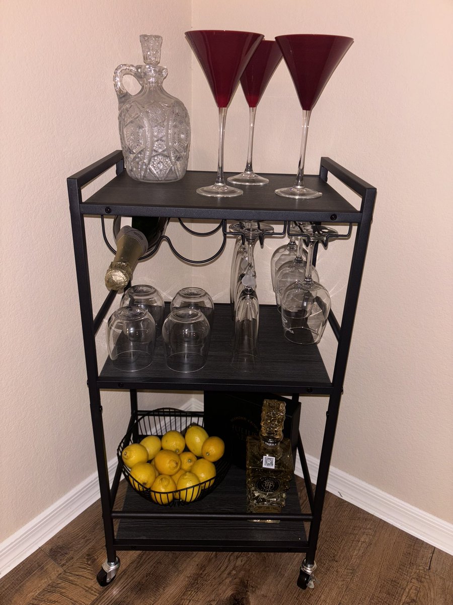 KenzieLessard's tweet image. Our little home is coming together 🏠👩‍❤️‍👨 @GAddixAZ