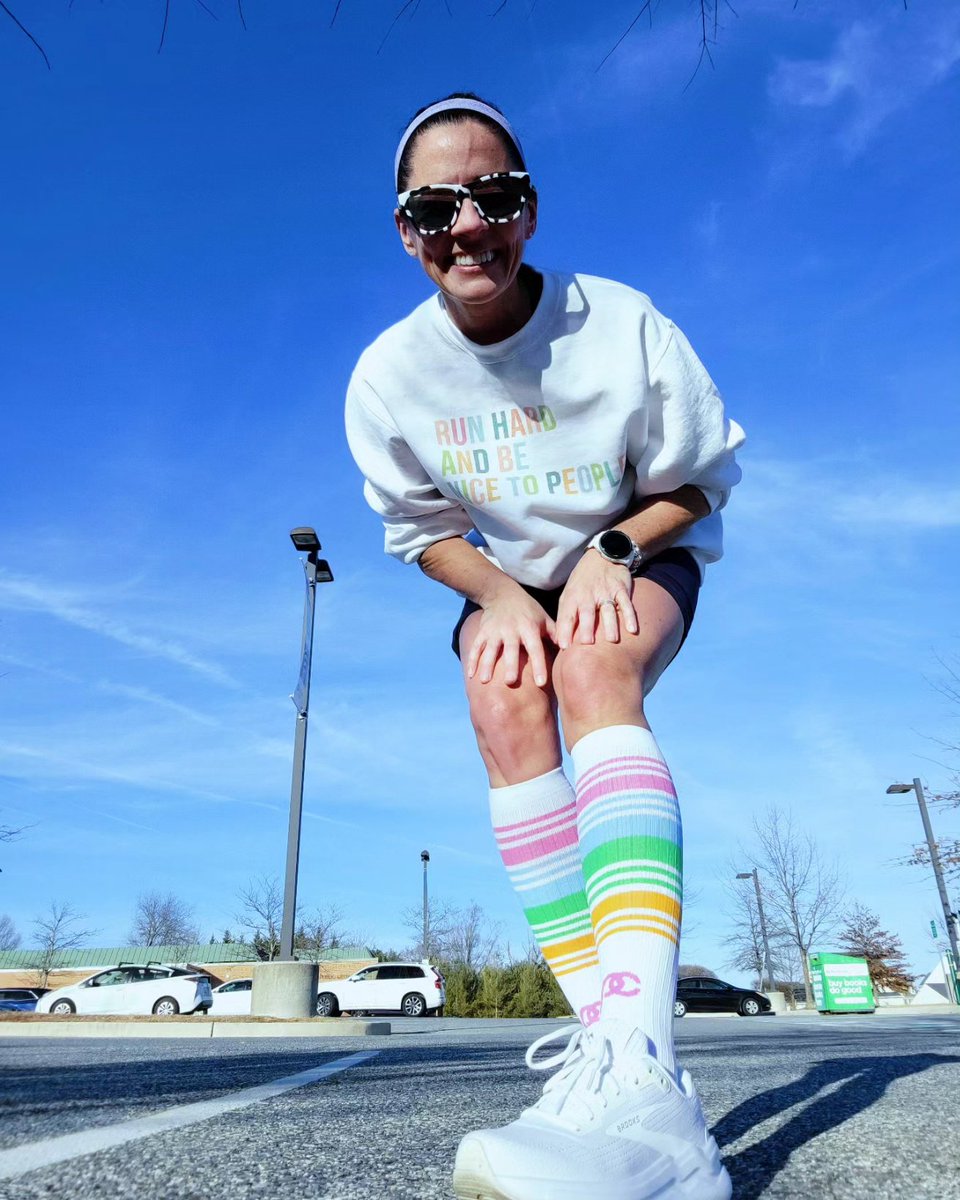 runSue19's tweet image. Chilly 12 miles today. Friday, you&apos;re in shorts. Sunday, you&apos;re bundled up. Maryland weather! #loveyourrun #madein81 #procompressionambassador #poweryourpassion #teamultra #longrun