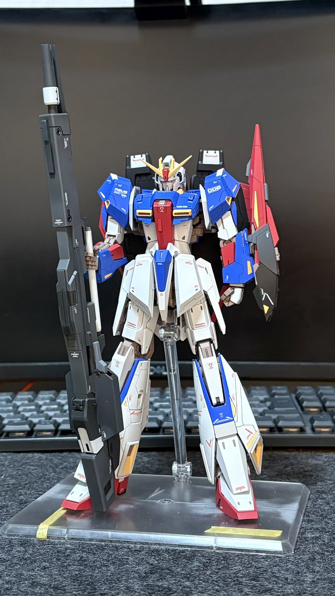 完成ポスト前ですが、台座以外は組み上がりました！　 #Zガンダム40周年