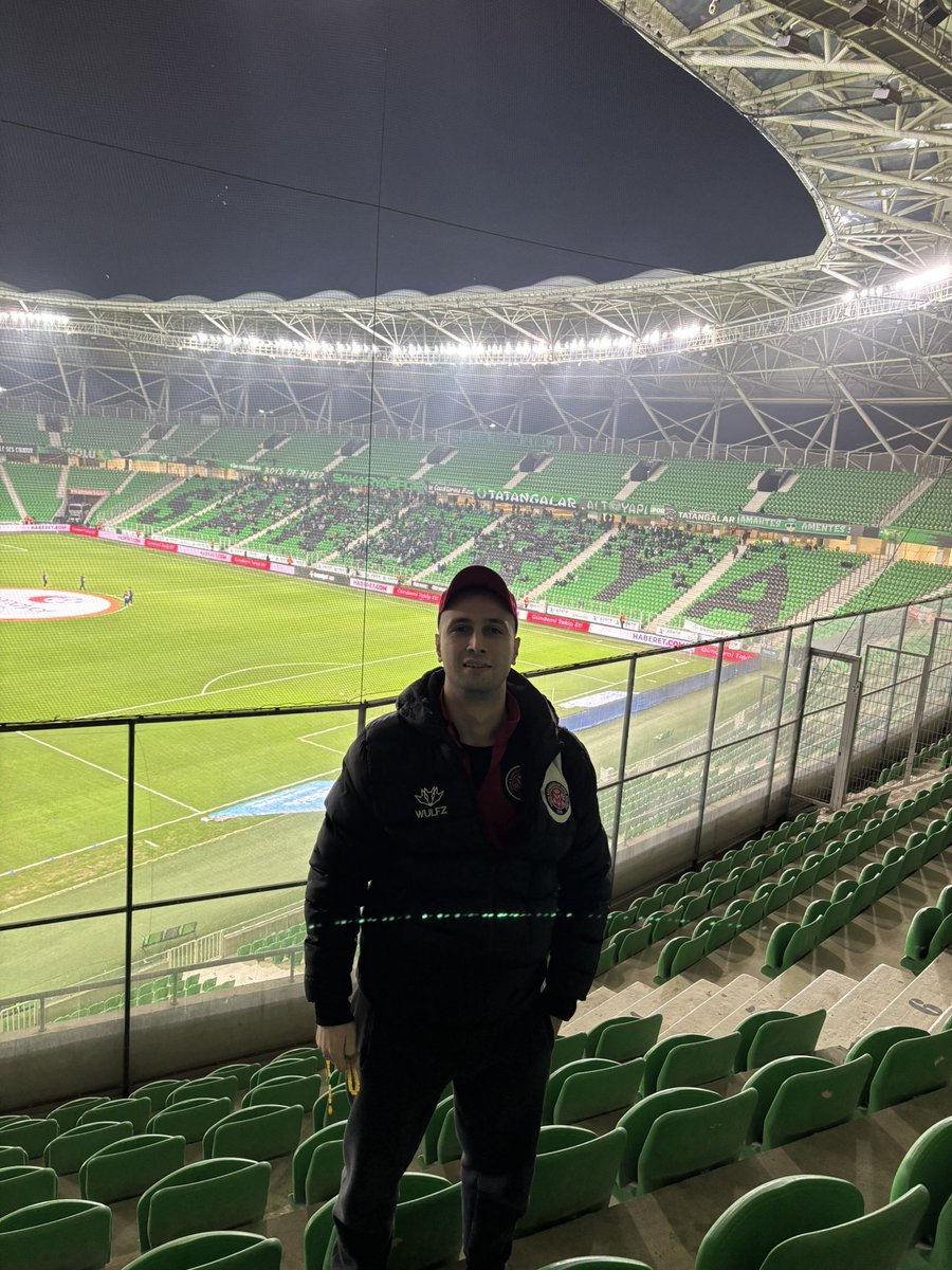 Karagümrük Yıkılmaz Kale 🔴⚫️🐺