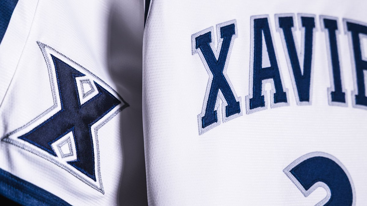 XavierMBB's tweet photo. A closer look at yesterday's uniforms 🧵🔥 https://t.co/ZjP0Y4xwAn