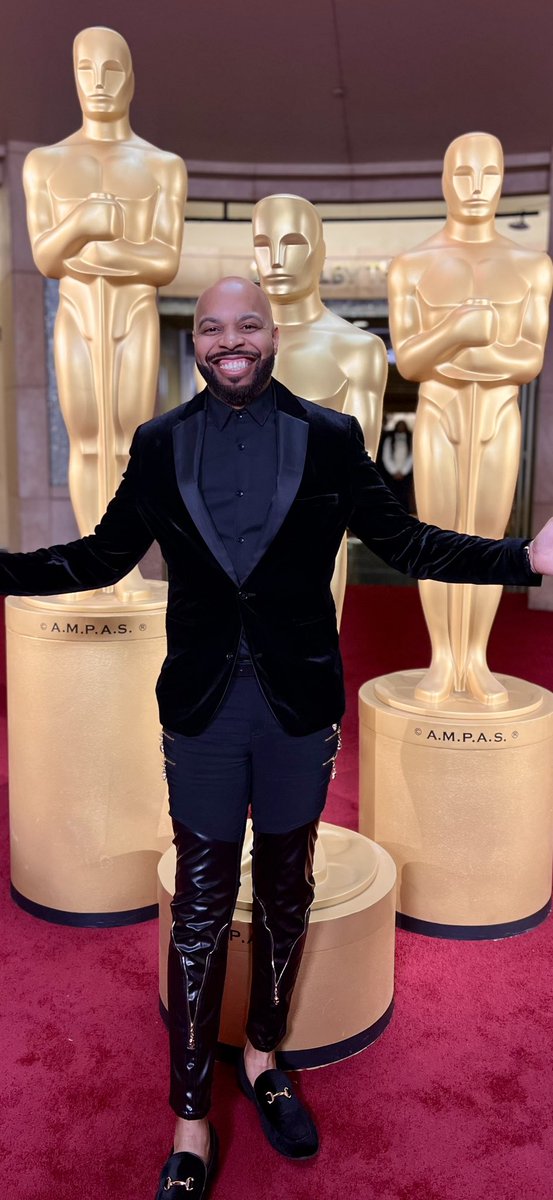 TONIGHT IS GOING TO BE SPECIAL!!! GONNA BE GROOVING ALL NIGHT ON THE OSCARS!! #Oscars #Oscars2025