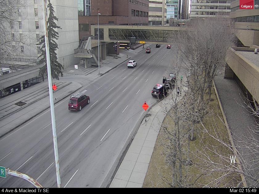 UPDATE: Two vehicle incident on  WB 4 Ave and Macleod Tr SE, blocking the right lane.   #yyctraffic #yycroads