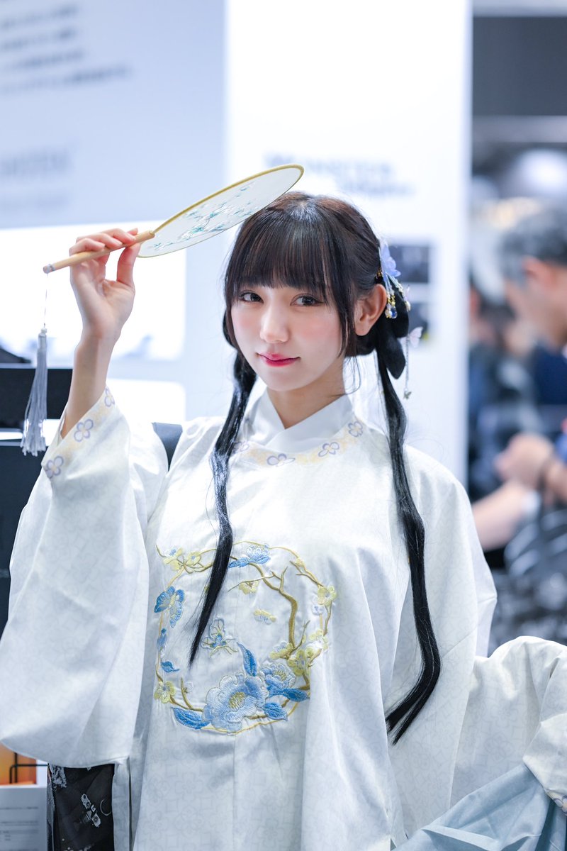 CP+ 2025 個人的には焦点工房ブースがアツかった📸✨
勿論ニコンブースでの写真も別途上げます(インスタには少しずつ上げていってます)

Model: <a href="/kirakira8023/">LUO</a> ＠po_me_ruuuuu 
Camera: Z6Ⅲ

#cpplus2025 #CPプラス2025 
#焦点工房　
#luo #犬飼るい 
#ポートレート 
#漢服