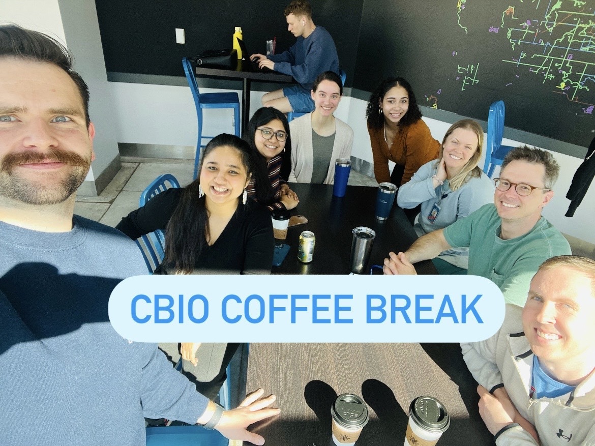 Fun time at the graduate students coffee break ☕️.