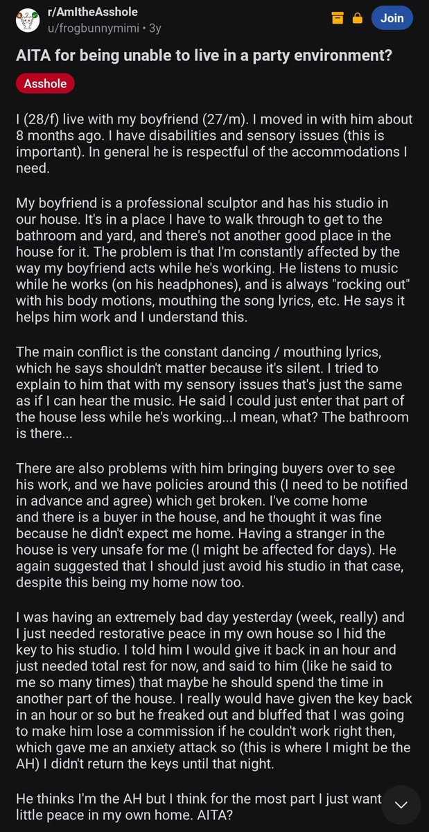 amithearsehole's tweet image. Move out.