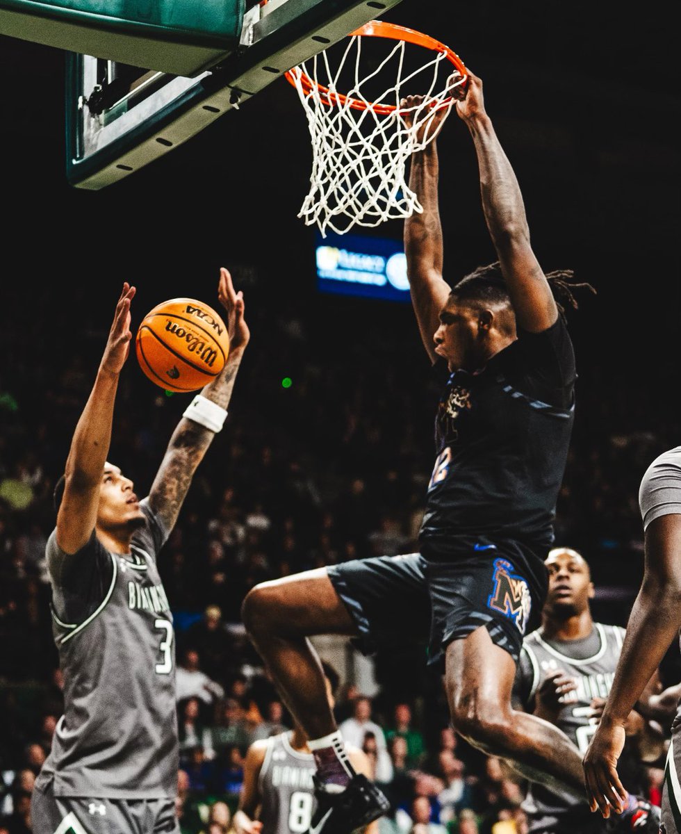 Barstool Memphis (@stoolmemphis) on Twitter photo <a href="/American_Conf/">The American</a>
PLAYER OF THE YEAR HIM NOW.
16 POINTS
17 REBOUNDS
ON YOUR PRESEASON PICK.
<a href="/DDainja/">Dain Dainja</a> <a href="/American_Conf/">The American</a>
PLAYER OF THE YEAR HIM NOW.
16 POINTS
17 REBOUNDS
ON YOUR PRESEASON PICK.
<a href="/DDainja/">Dain Dainja</a>