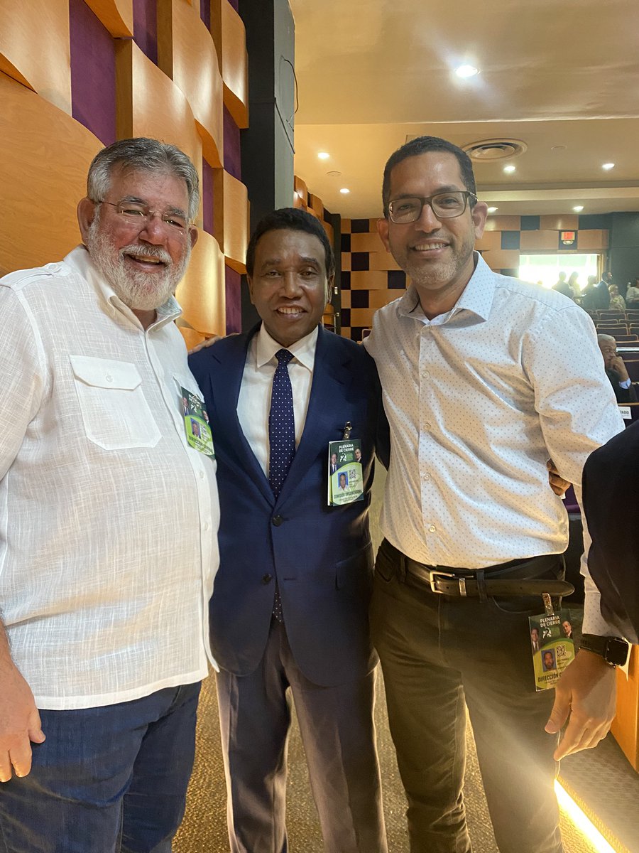 Aneudy Ramirez N (@aneudy_n) on Twitter photo Pienso que <a href="/DiazRuaOficial/">Víctor Díaz Rúa</a> fue el ministro de 𝐎𝐛𝐫𝐚𝐬 𝐏𝐮́𝐛𝐥𝐢𝐜𝐚𝐬 que mayor aporte le hizo a la ciudad capital y al país en el menor tiempo récords. 𝐄𝐧 𝐚𝐩𝐞𝐧𝐚𝐬 𝐮𝐧𝐚 𝐠𝐞𝐬𝐭𝐢𝐨́𝐧 𝐝𝐞 𝟓 𝐚𝐧̃𝐨𝐬 logro modernizar el país con grandes obras de Pienso que <a href="/DiazRuaOficial/">Víctor Díaz Rúa</a> fue el ministro de 𝐎𝐛𝐫𝐚𝐬 𝐏𝐮́𝐛𝐥𝐢𝐜𝐚𝐬 que mayor aporte le hizo a la ciudad capital y al país en el menor tiempo récords. 𝐄𝐧 𝐚𝐩𝐞𝐧𝐚𝐬 𝐮𝐧𝐚 𝐠𝐞𝐬𝐭𝐢𝐨́𝐧 𝐝𝐞 𝟓 𝐚𝐧̃𝐨𝐬 logro modernizar el país con grandes obras de