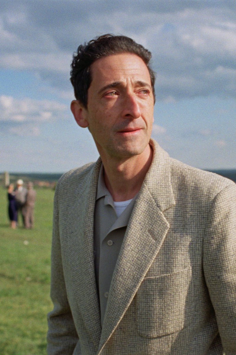 Yo creo que Andrien Brody es el claro ganador de mejor actor principal por The Brutalist. O sea para mí él está a otro nivel interpretativo. 

#Oscars #Oscars2025