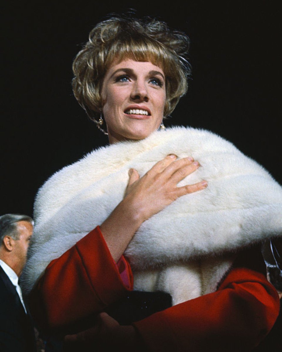 The Sound of Music (@soundofmusic) on Twitter photo Julie Andrews radiating elegance at <a href="/TheAcademy/">The Academy</a> Awards in 1966. ✨ The Sound of Music stole the show—winning the Oscar for Best Picture! #Oscars
📸: Bettmann Collection Julie Andrews radiating elegance at <a href="/TheAcademy/">The Academy</a> Awards in 1966. ✨ The Sound of Music stole the show—winning the Oscar for Best Picture! #Oscars
📸: Bettmann Collection