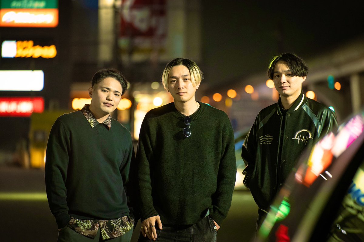 bboydbtheheavy's tweet photo. 三兄弟揃って写真を撮ってもらえる事なんて中々ない😌
今を残したい　ってのもあったから
思い出過ぎる🤜

弟のわがままに付き合ってくれた兄とかずまに感謝 https://t.co/7sHSDswgeG