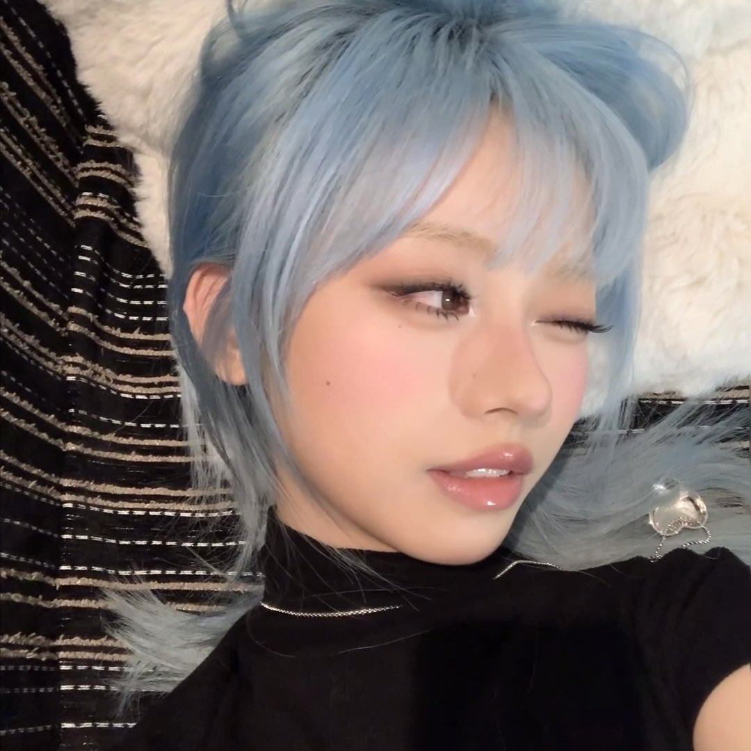 ᅠ
⠀⠀﹕⠀⠀ 𝖽𝗂𝗀𝗂𝗍𝖺͟𝗅 𝖽𝗂𝖺𝗋𝗒⠀⠀  钴 
𝗌𝖾𝗏𝖾𝗇 𝗍𝖾𝖺𝗋𝗌  𝖺𝗋𝖾 𝖿𝗈𝗅𝗅𝗈𝗐𝗂𝗇𝗀 𝗍𝗈 𝗍𝗁𝖾 
𝗋𝗂𝗏𝖾𝗋  𝖺𝗇𝖽  𝗌𝗂𝗑  𝗈𝖿  '𝖾𝗆  𝖺𝗋𝖾  𝗆𝗂𝗇𝖾
ᅠ