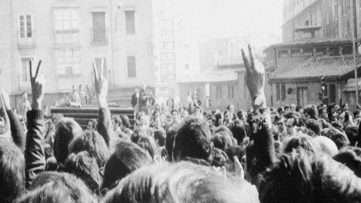 Pedro Mari Martínez Ocio, Francisco Aznar, Romualdo Barroso, José Castillo, Bienvenido Pereda.

Memoria. Egia. Justizia.
Gora Martxoaren 3a! 🌹✊