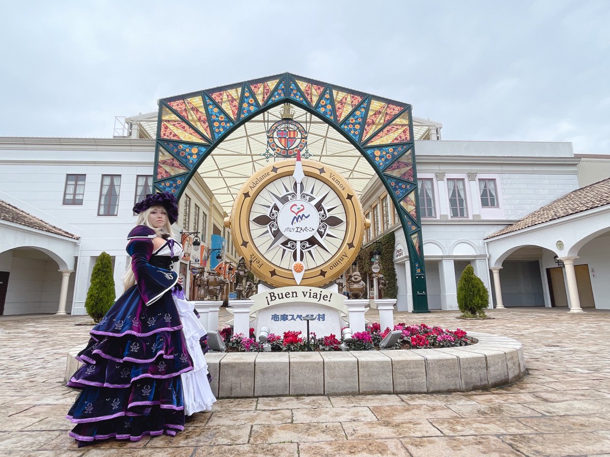 mikko_cos's tweet image. 他の遊園地へ視察に行きました🎡