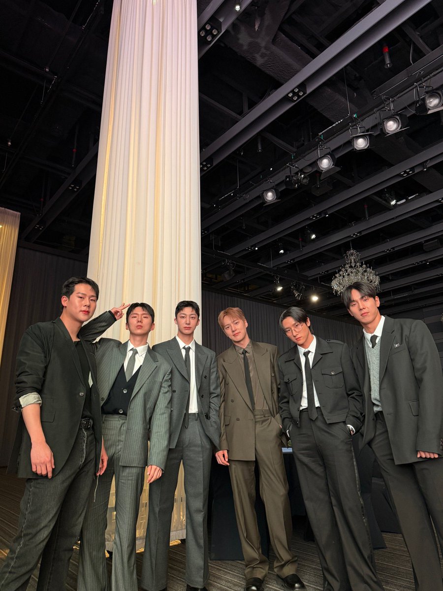 yoobebe12's tweet photo. 완전체야ㅠ 너무 보고싶었자나🥺 https://t.co/MP3UMvo7X0