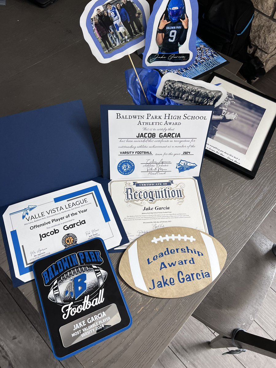 Great banquet this week! Blessed to have received MVP of my team, and Offensive MVP of League! Thankful to have spent these last 2 years with my team and coaches! Grateful to <a href="/Coach_Maxie626/">Coach Maxie</a> for being a great coach and mentor toward me! Looking forward to the future! #bebrave