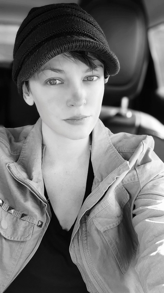 Another b&amp;w selfie