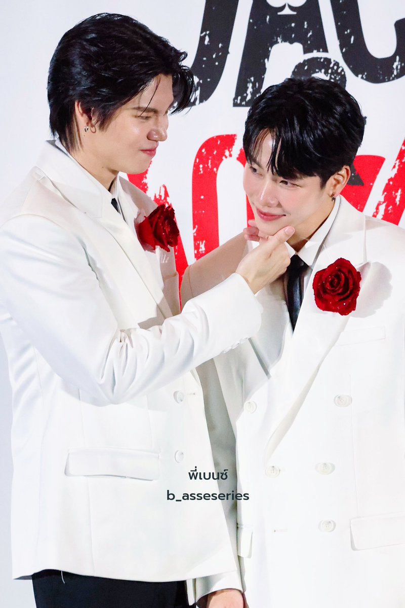 #SPECIALJACKANDJOKER
U STEAL MY HEART LAST SPECIAL