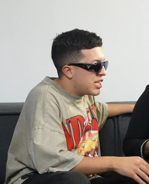 uy parce, wilson tiene que ir donde un quiropráctico para que le ayude con esa malformación cervical