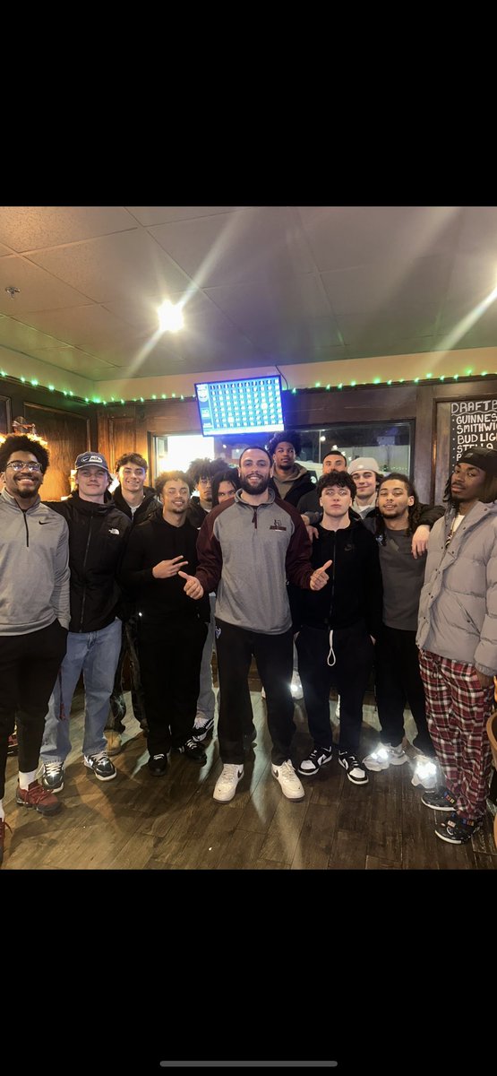 Tyree Oneil (@tyreeoneil_) on Twitter photo Chain Movers! ⛓️ The opportunity is ours. One great year can change our lives. This group is special & are even better men. Spring ball is here!! #AmcatAirRaid🛫 <a href="/AMCAT_Football/">AMCAT Football</a> Chain Movers! ⛓️ The opportunity is ours. One great year can change our lives. This group is special & are even better men. Spring ball is here!! #AmcatAirRaid🛫 <a href="/AMCAT_Football/">AMCAT Football</a>