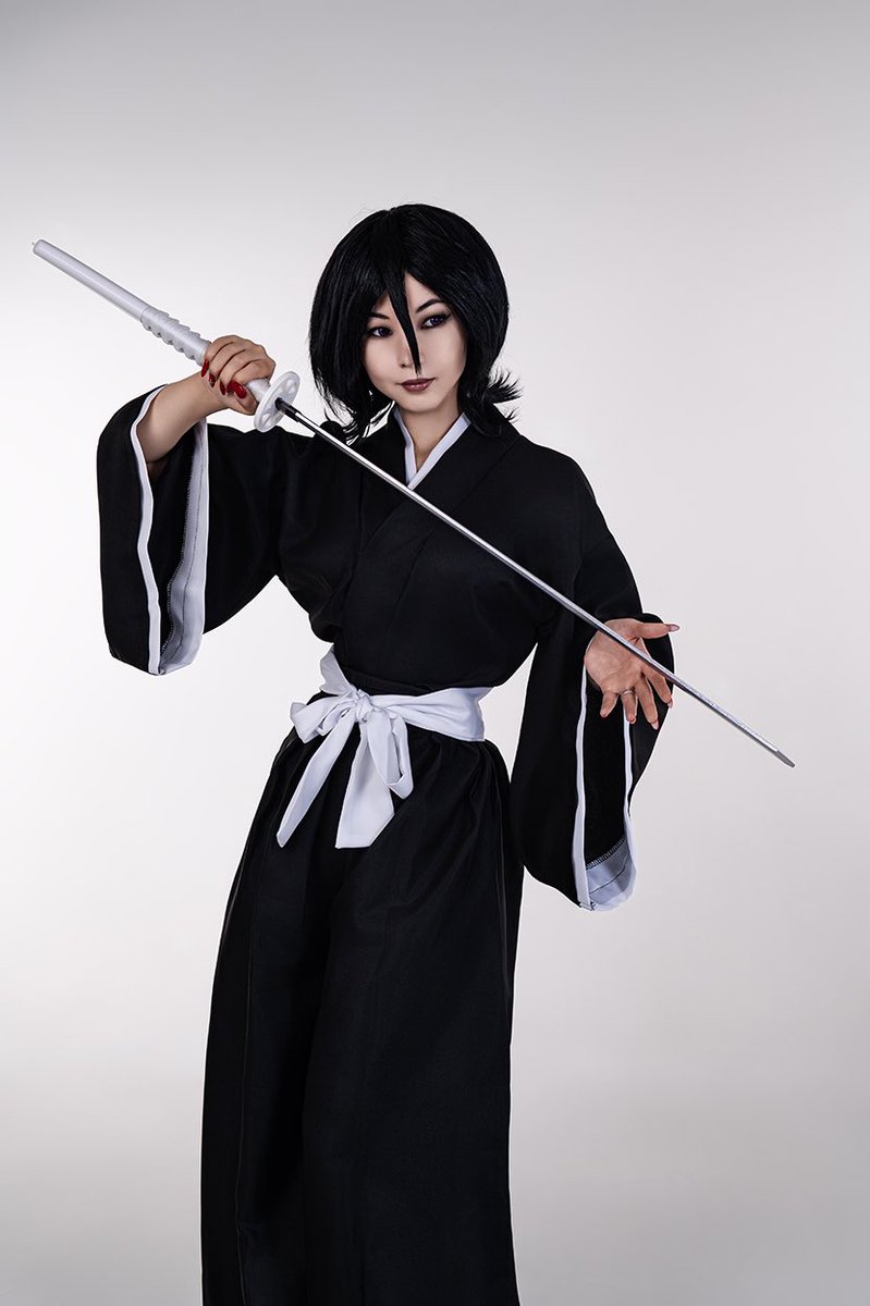 Do you like the anime Bleach? And who is your favorite character there?

In the meantime, I want to show you a full cosplay of Rukia^^

#rukia #bleach #anime #cosplay #rukiakuchiki