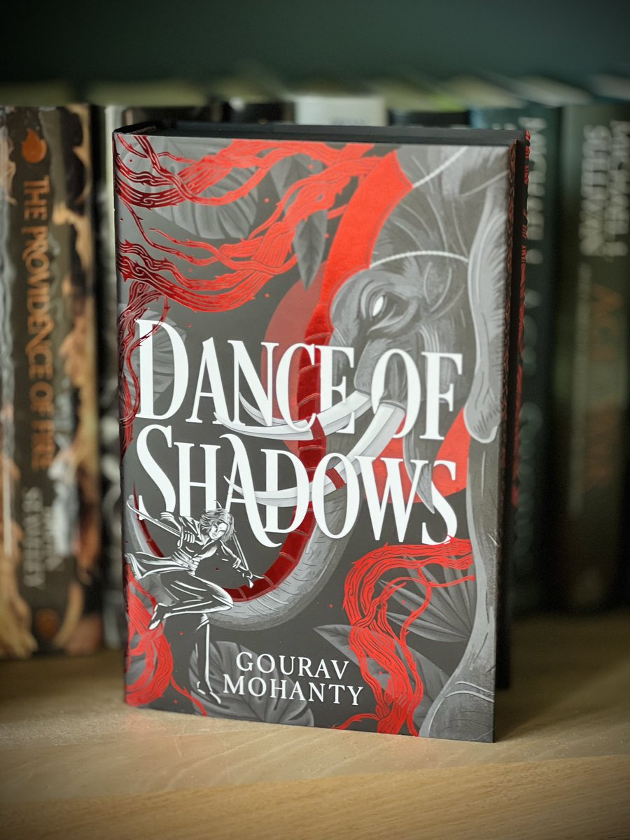 MiguelRPeck's tweet photo. #BookMail is 5 stars today. 
Sons of Darkness was an epic read last year, really looking forward to diving into the sequel. 

@MohantyGourav7 #DanceofShadows
@HoZ_Books @binding_broken #booktwt https://t.co/FxTQ7YgUdZ