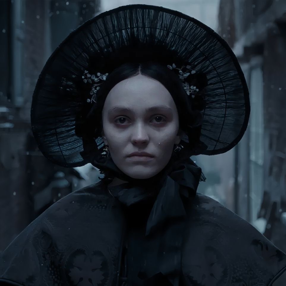 hauntdjedi's tweet photo. Nosferatu not winning Costume Design is crazy were we watching the same movie? https://t.co/C5cDT09fIj