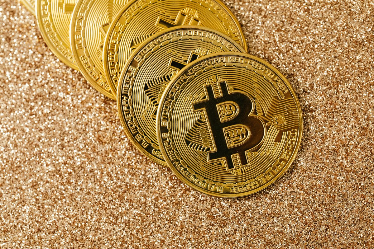 🚀 ビットコイン急騰！トランプ政権が戦略準備金に仮想通貨を追加 📢✨
BTC 94,154ドルへ上昇、XRP +38%、SOL +20%🔥 金曜のホワイトハウス仮想通貨サミットにも注目👀 #仮想通貨 #Bitcoin #市場速報