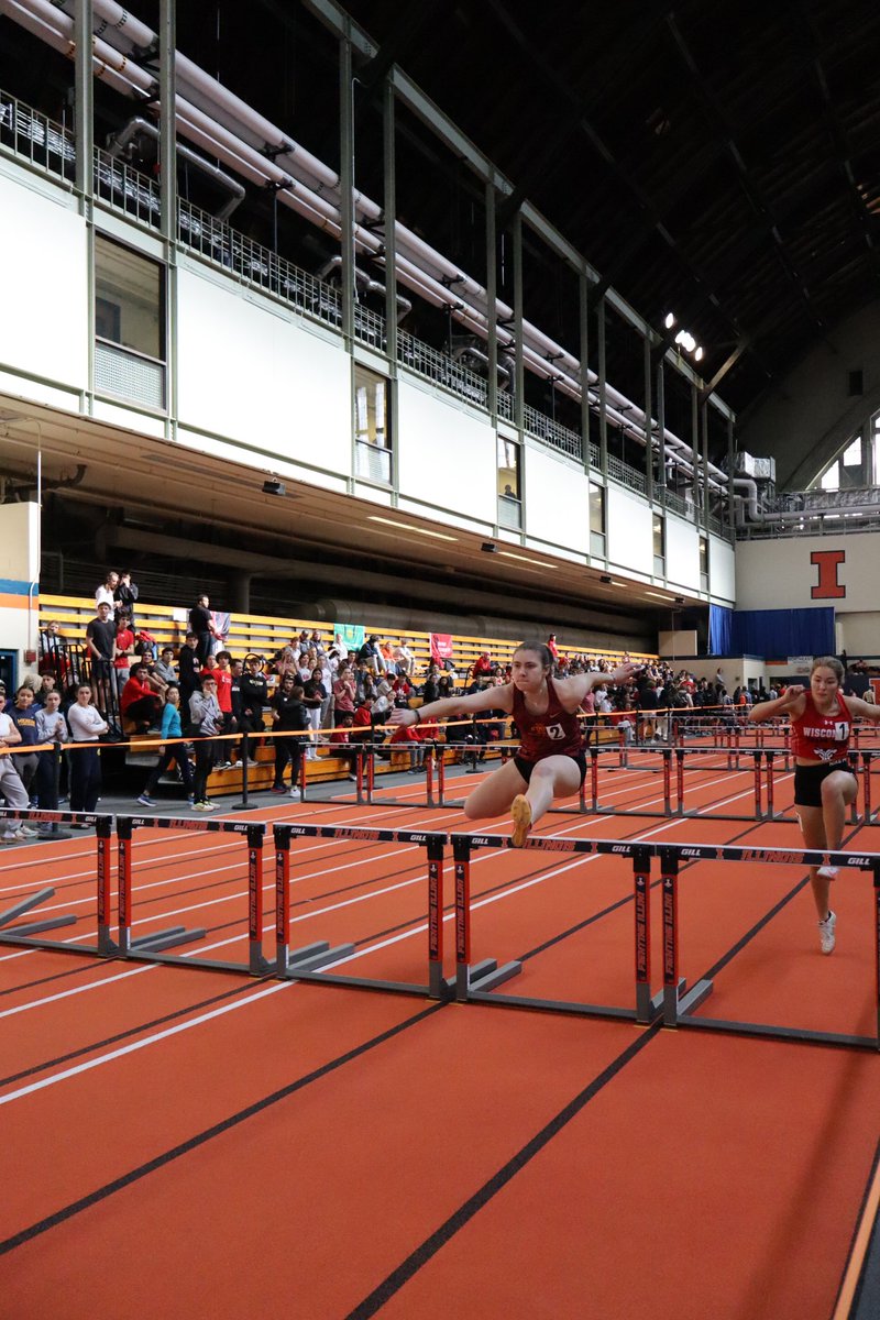 Run_ISU's tweet image. Club Relays 2025 said and done✅ Great races from everyone🫡  Make sure to check out the 4x4 live stream!!

⭐️Some meet highlights: 
🥇Distance runner turned 60m sprint: Caleb Currier with the first place win in 7.964 seconds 
🥈3000m: Halle Mestery taking second in 10:35.78