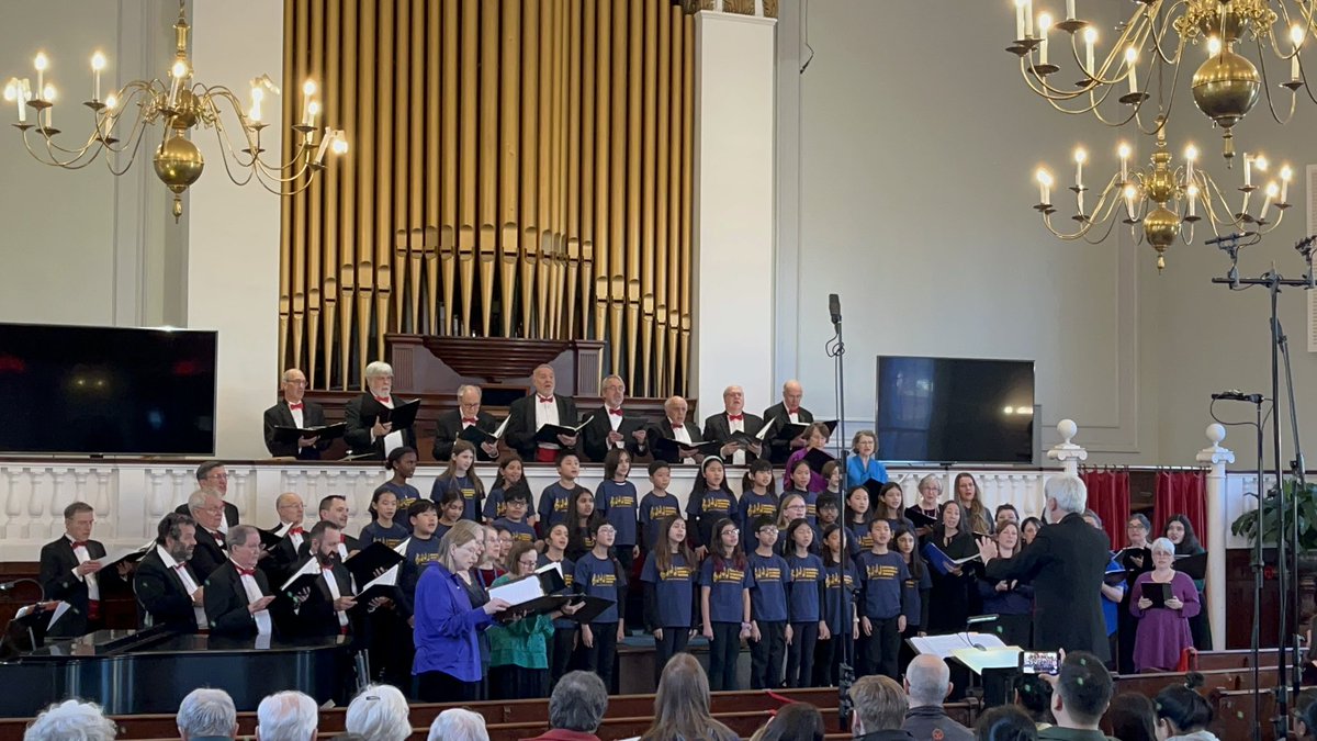 CCCSingers's tweet image. Wahooooooo CCC singers!!! GREAT job at our concert with the Master Singers of Lexington today!!! 👏👏👏 @lexingtonsuper @lexcommunityed