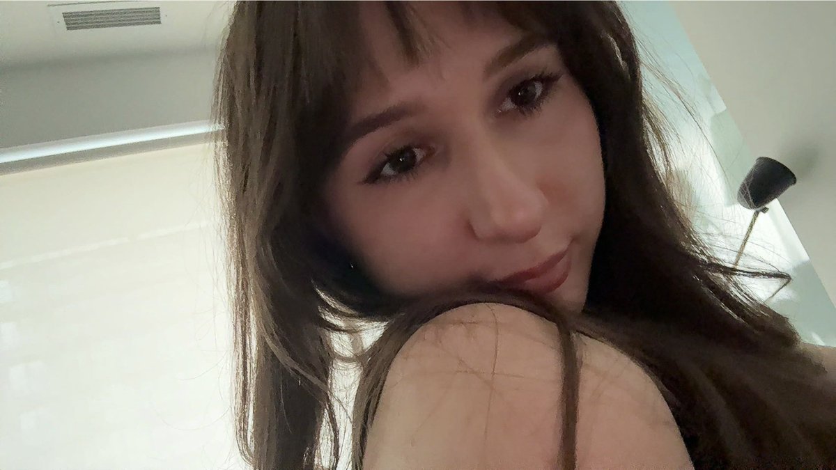 hello here is my new profile picture