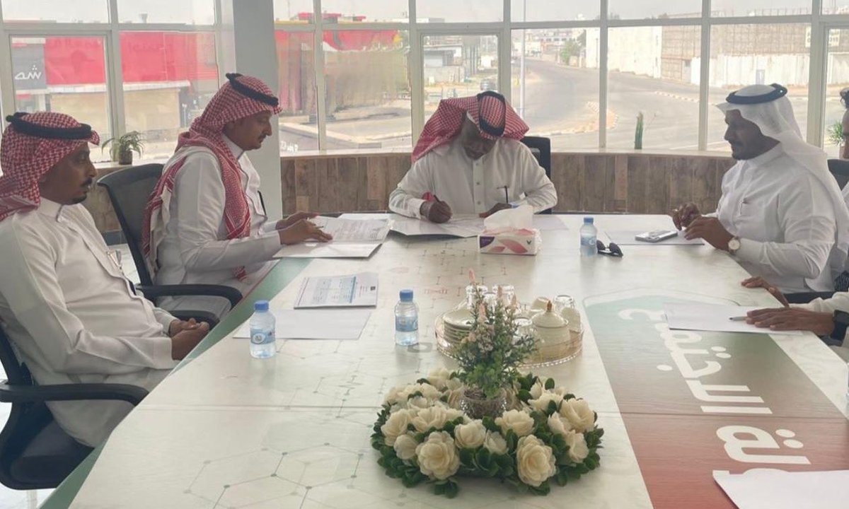 📄 | 

في خطوة تعزز التعاون في المجال الصحي والتطوعي، أبرم #فريق_سمو التطوعي الصحي التابع لإدارة التطوع الصحي بـ #تجمع_جازان_الصحي شراكة مجتمعية مع جمعية عطاء الطبية بمحافظة صامطة، دعمًا لرؤية السعودية 2030 في تطوير الخدمات الصحية وتعزيز العمل التطوعي.

<a href="/AttaSamth/">جمعية عطاء الطبية بصامطة</a>