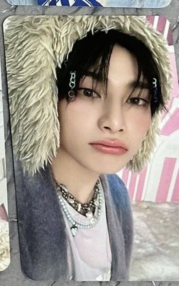 iso/wtb jeongin stayzone benefit 5clock fanmeeting day 2