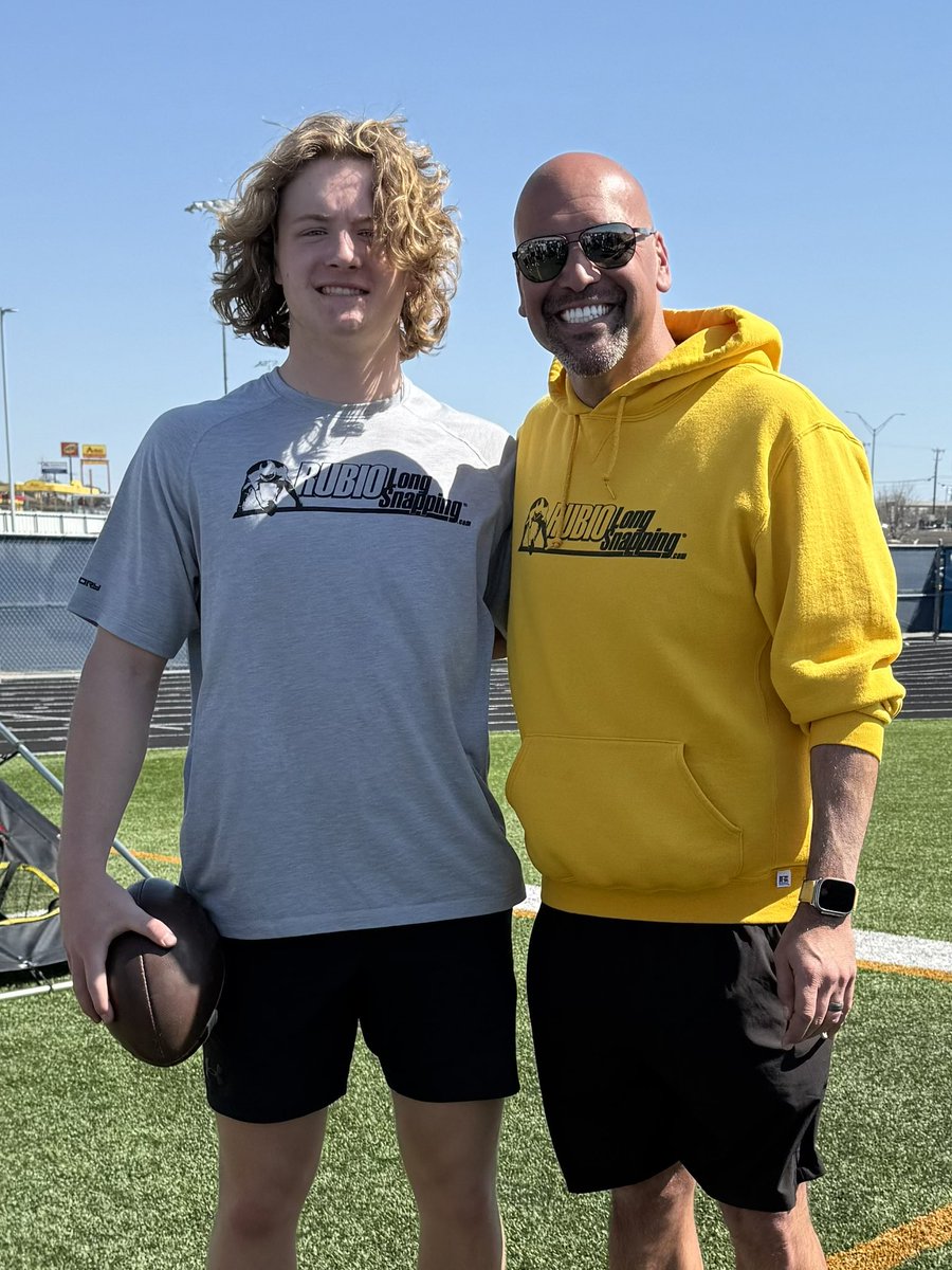 Tyler Himebauch (@tylerhimebauch) on Twitter photo Great trip this weekend to Dallas to work with <a href="/TheChrisRubio/">Rubio Long Snapping®</a> Had a great time and thankful for the opportunity to compete
<a href="/PalmerRidgeFB/">Palmer Ridge Football</a>
<a href="/Coach_ZC/">Zach Carlton</a>
<a href="/GP_Recruiting/">GamePlan Recruiting</a>
<a href="/lanefarns/">Lane Farnsworth</a> Great trip this weekend to Dallas to work with <a href="/TheChrisRubio/">Rubio Long Snapping®</a> Had a great time and thankful for the opportunity to compete
<a href="/PalmerRidgeFB/">Palmer Ridge Football</a>
<a href="/Coach_ZC/">Zach Carlton</a>
<a href="/GP_Recruiting/">GamePlan Recruiting</a>
<a href="/lanefarns/">Lane Farnsworth</a>