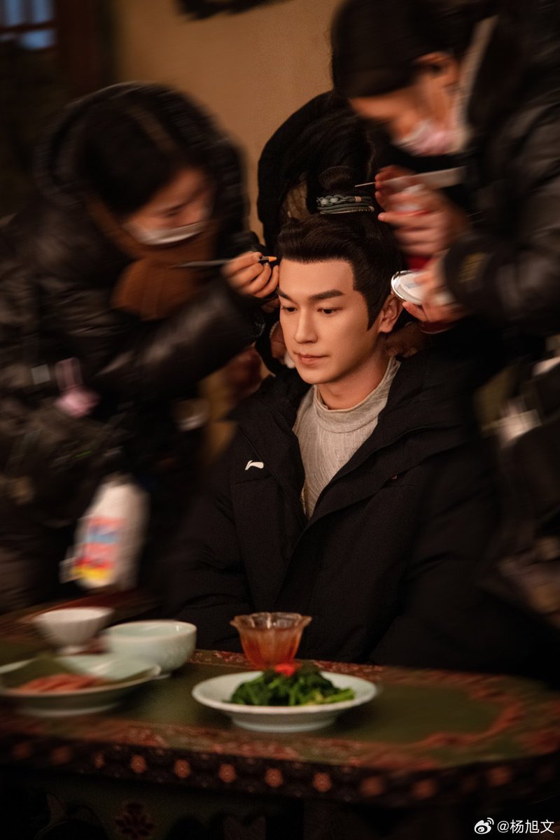 dramapotatoe's tweet image. #YangXuwen’s studio shares behind the scenes pics