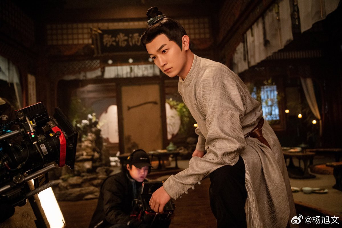 dramapotatoe's tweet image. #YangXuwen’s studio shares behind the scenes pics