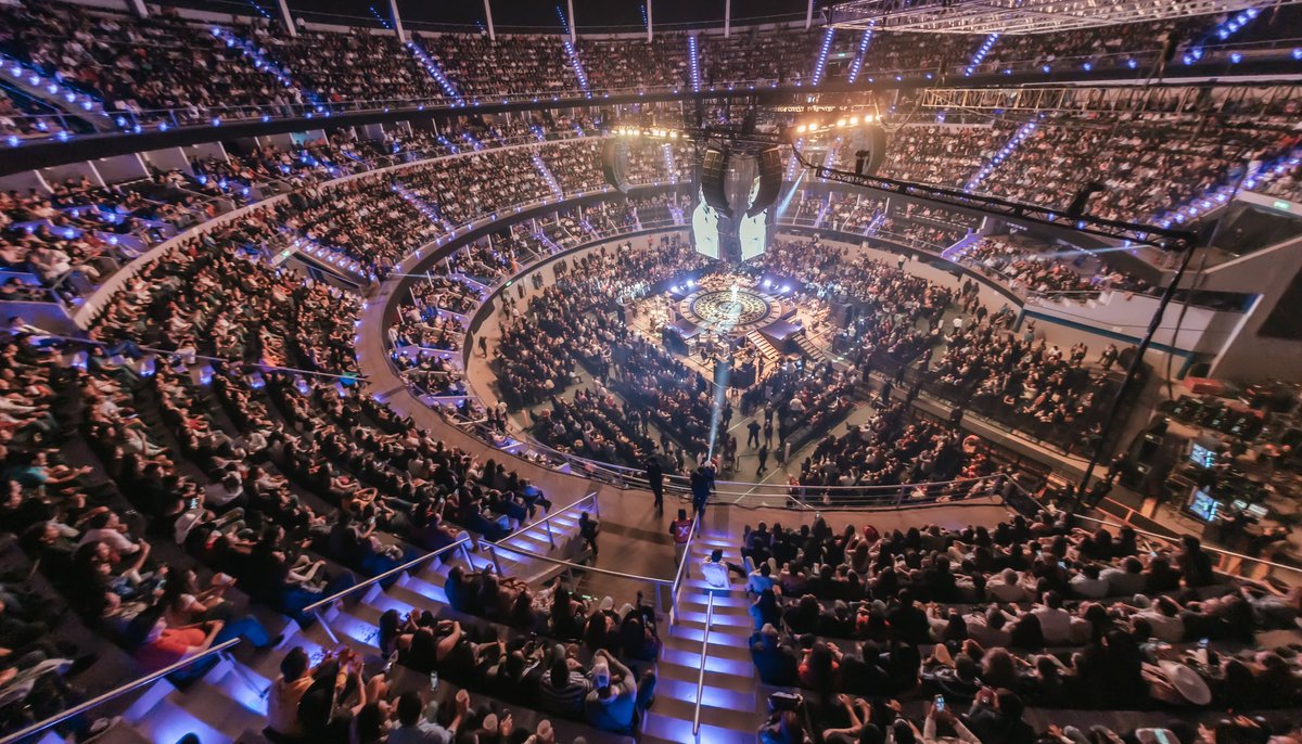 alexoficial's tweet photo. Jamás me cansaré de decirlo:

Qué chula es mi Puebla y su gente ❤️‍🔥❤️‍🔥❤️‍🔥

Gracias por siempre dejarme con el corazón lleno 🙏🏼🙏🏼
Hasta la próxima! 

#DeReyARey https://t.co/ZjBwRdSEVj
